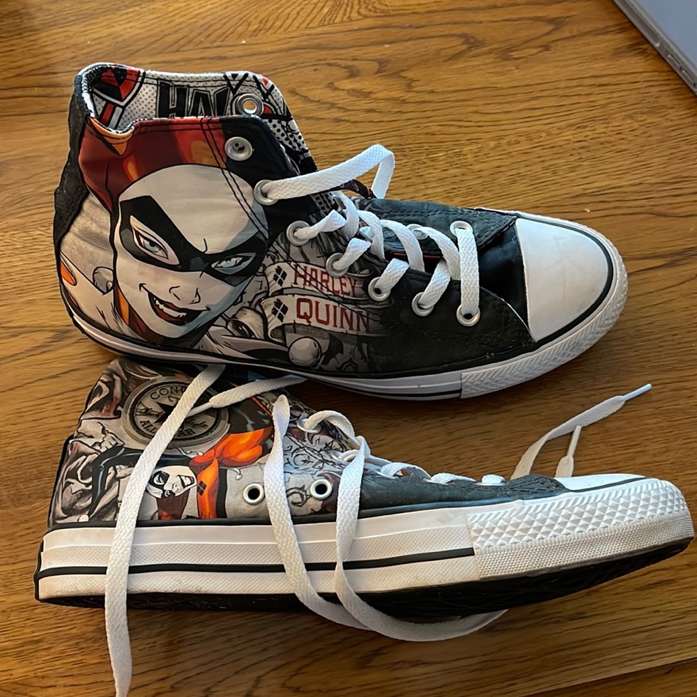 LIKE BRAND NEW! Converse All Star Harley Quinn Hightops Size M6/W8